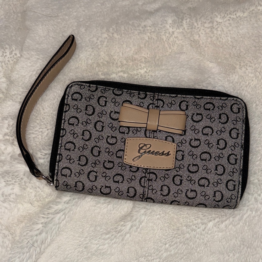 Guess Black and Tan Logo Wristlet